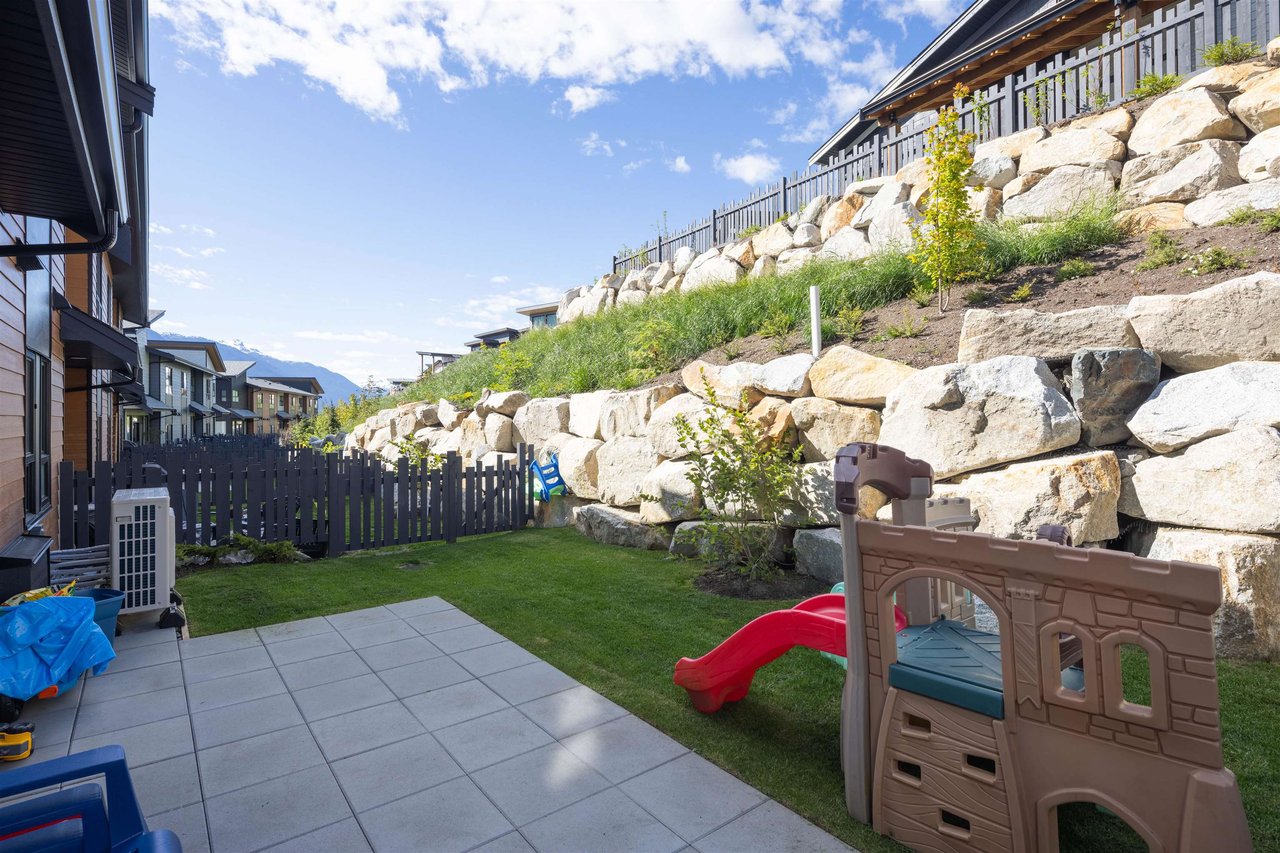 41222 Highline Pl