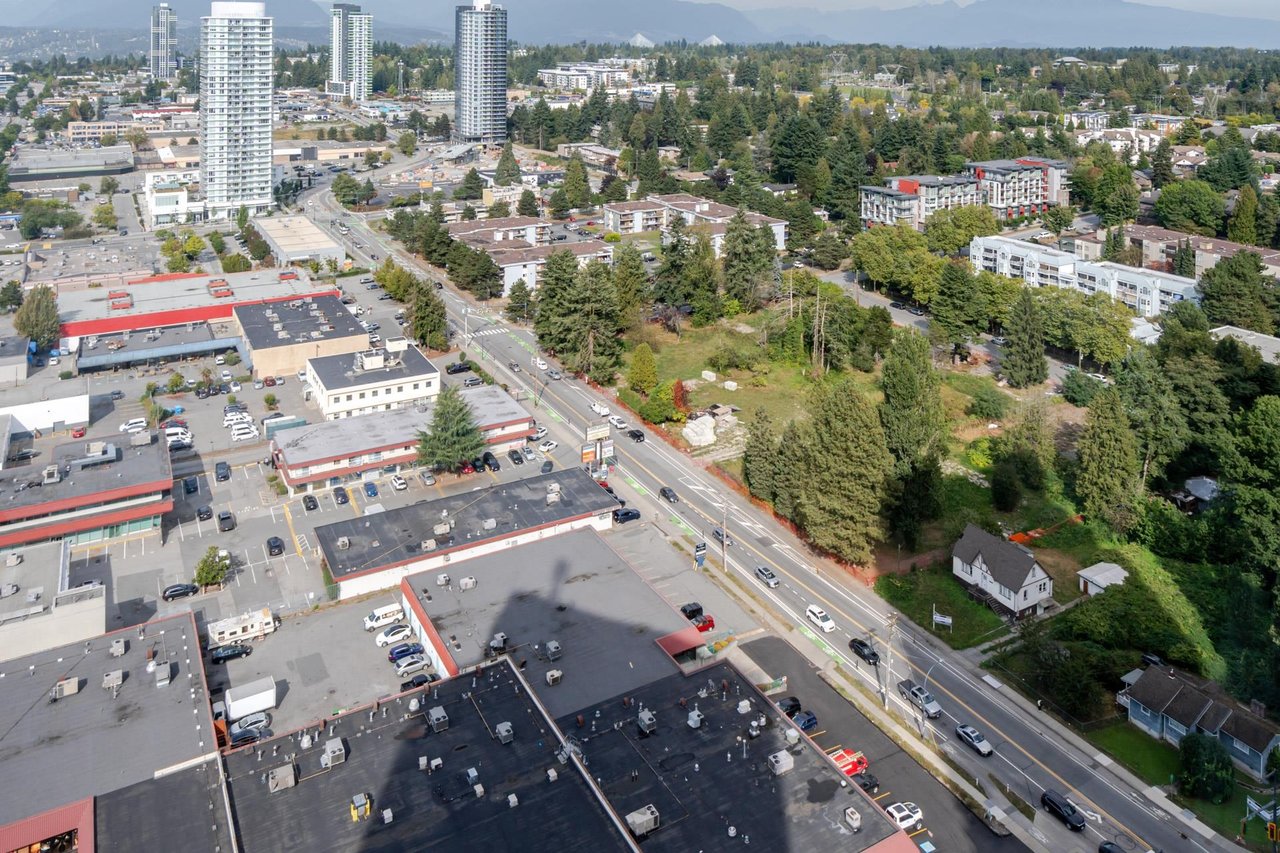 3106-13618 100 Ave