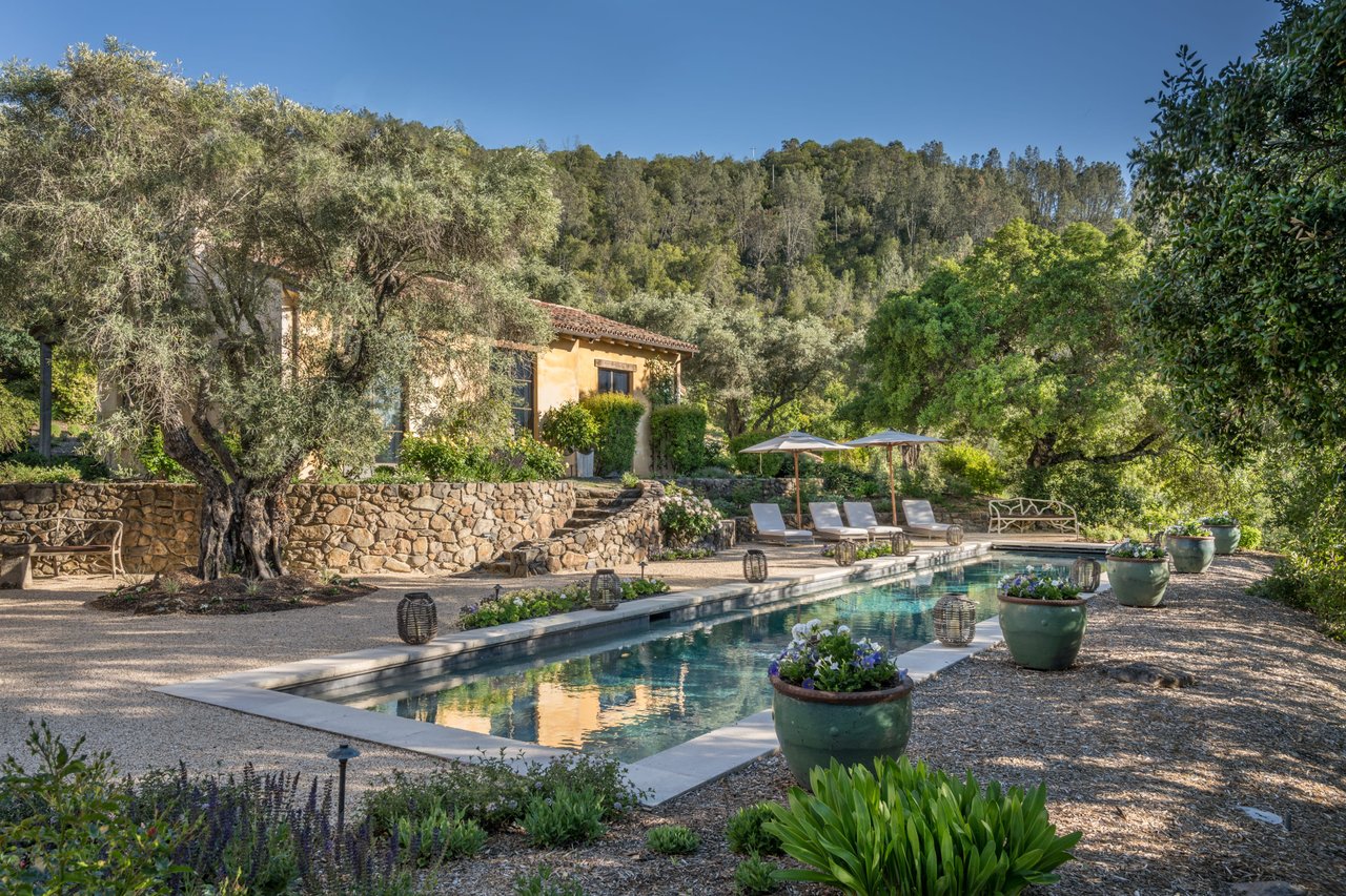Napa Valley Compound