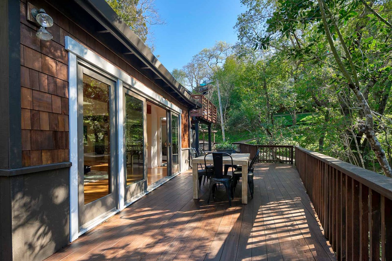 7 Crescent Lane, Fairfax