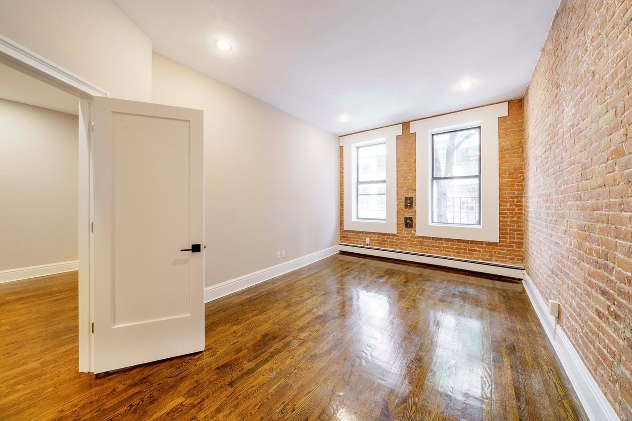 120 West 25th St, #2W