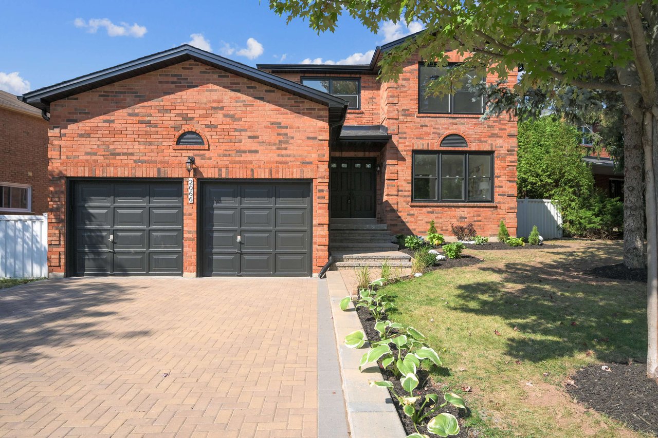 Spacious River Oaks Family Home