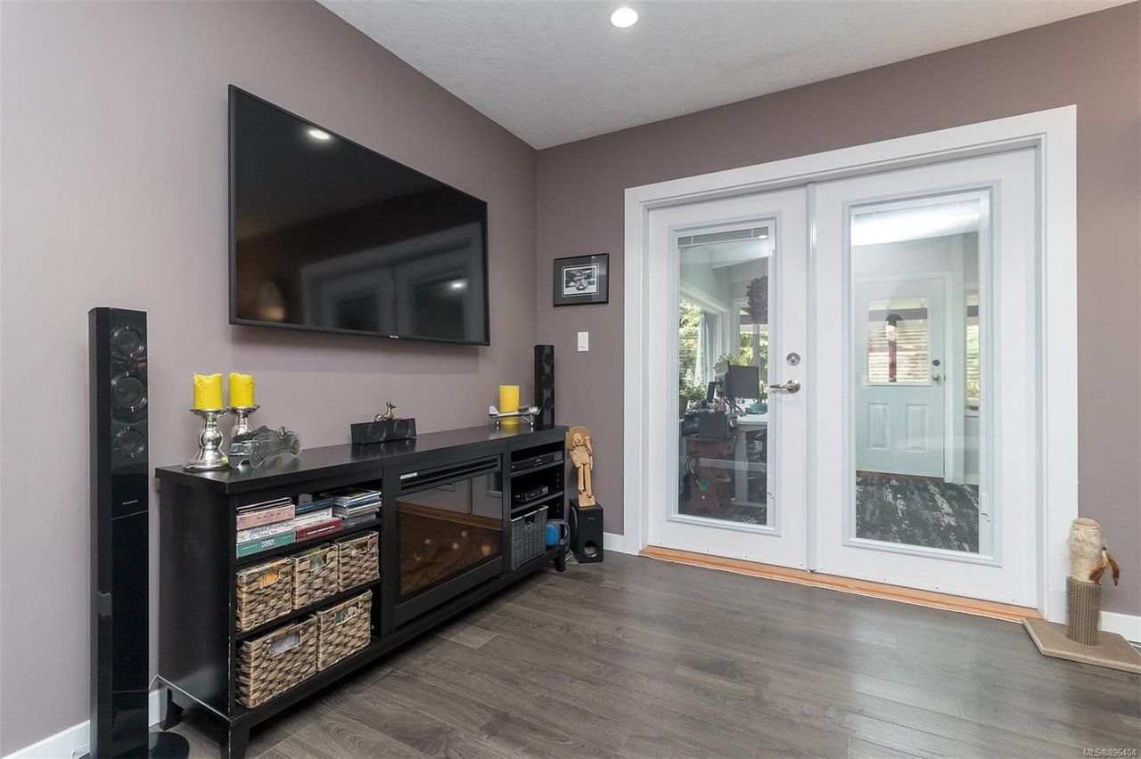 7448 East Saanich Rd, Central Saanich