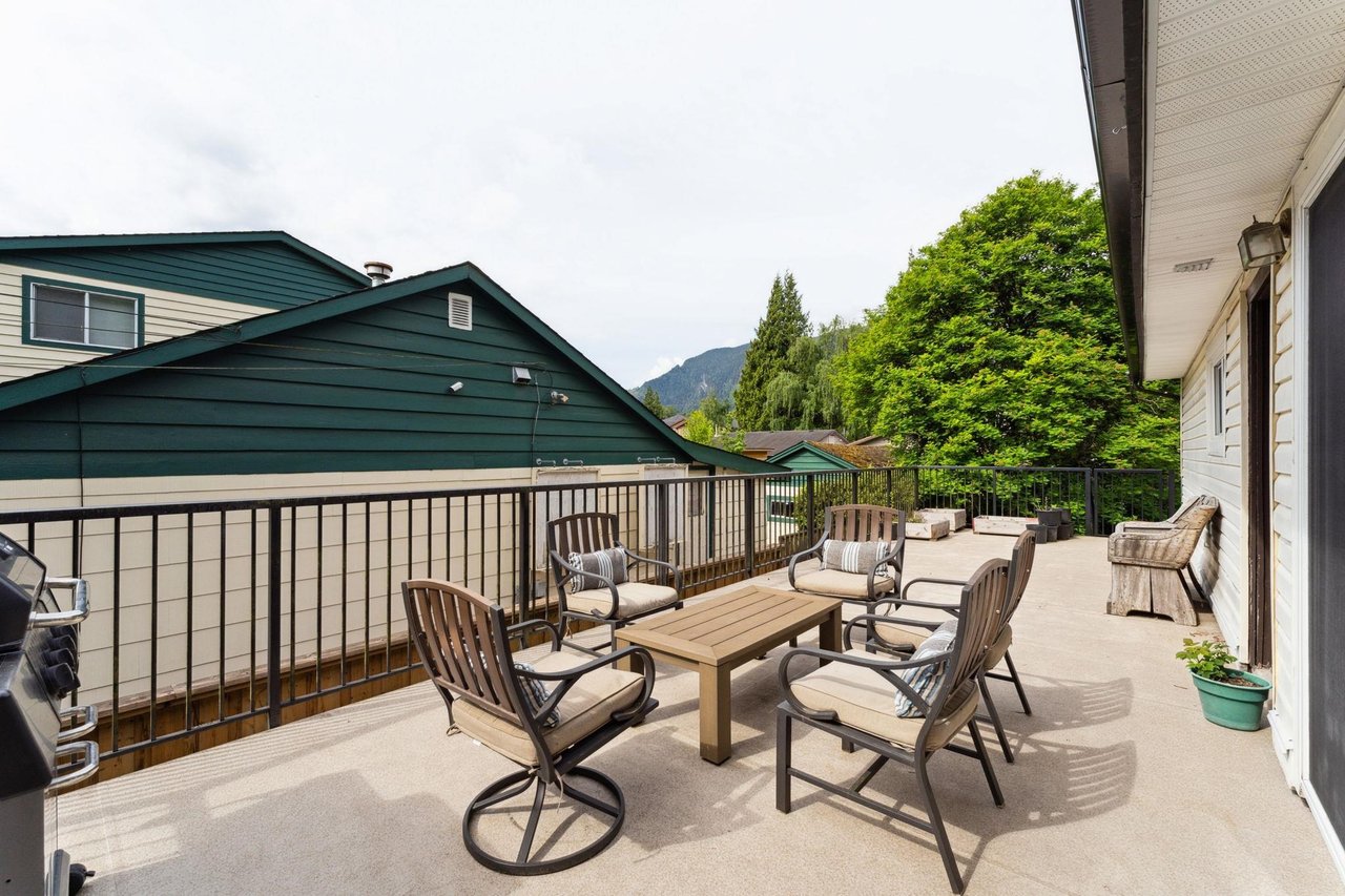 38891 Newport Road, Squamish