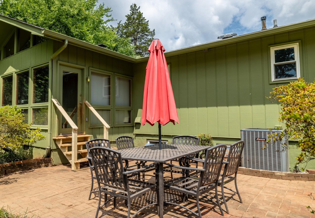 5416 Yosemite Trail