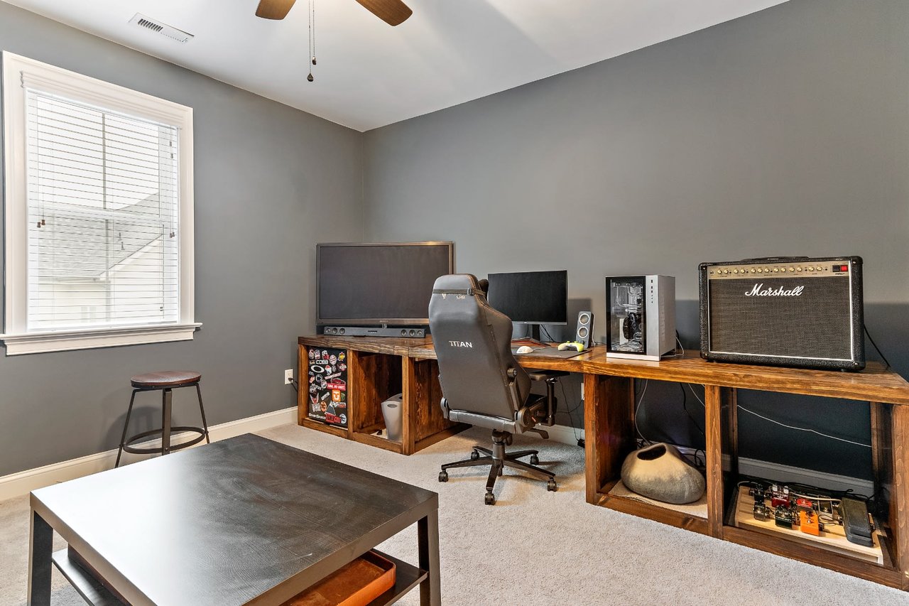 1400 Ascot Hill Terrace