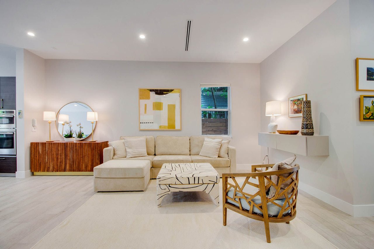 Contemporary Coconut Grove Townhouse