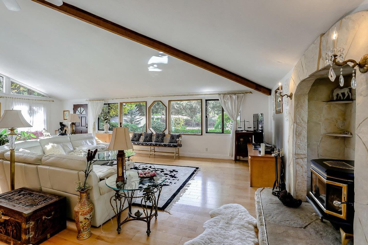 10 Upper Cir