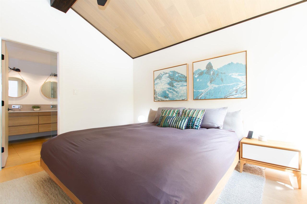 45D-4652 Blackcomb Wy
