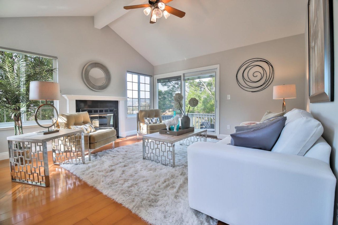 1220 Copper Peak Ln