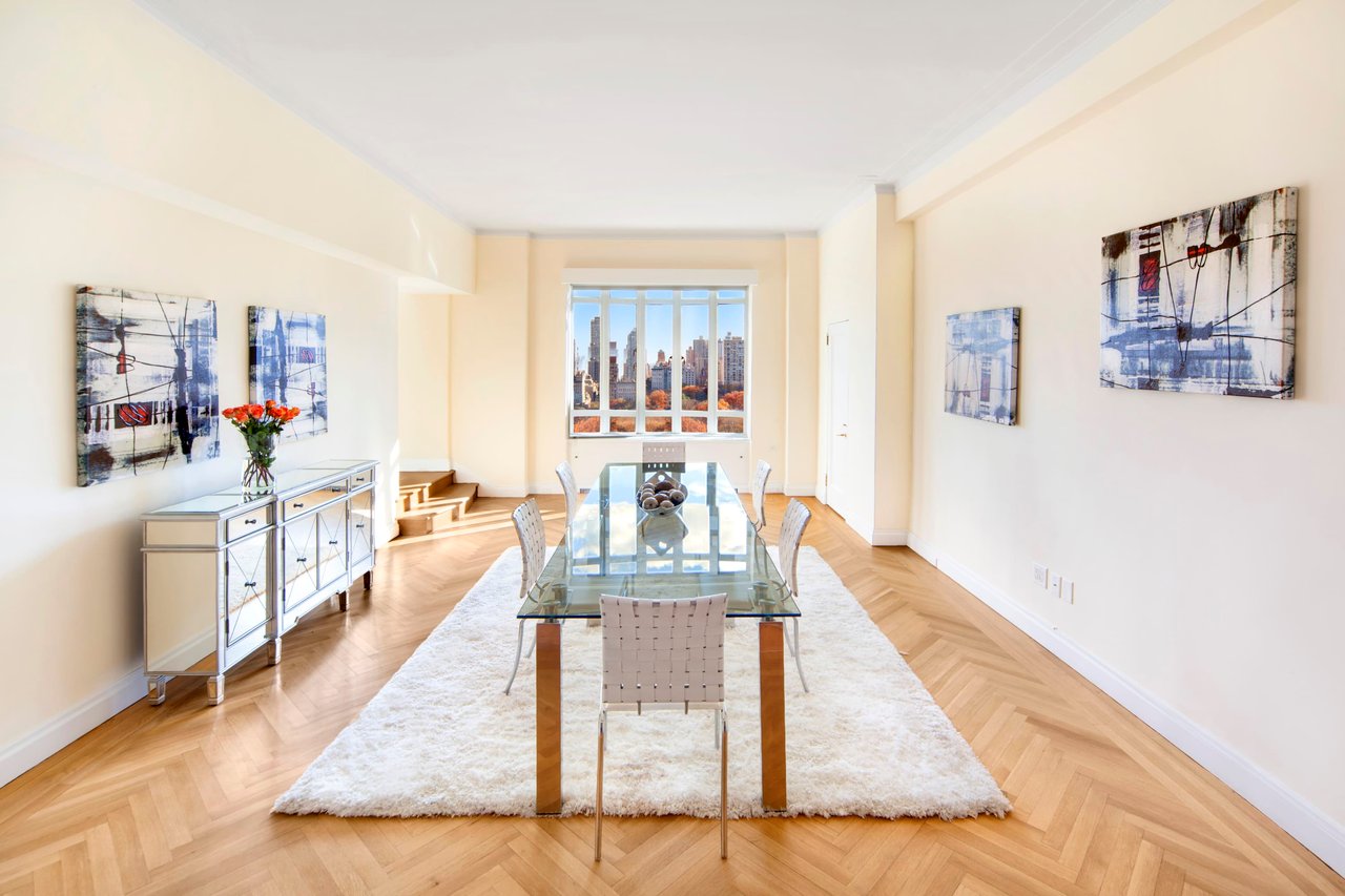25 Central Park W, #18Q