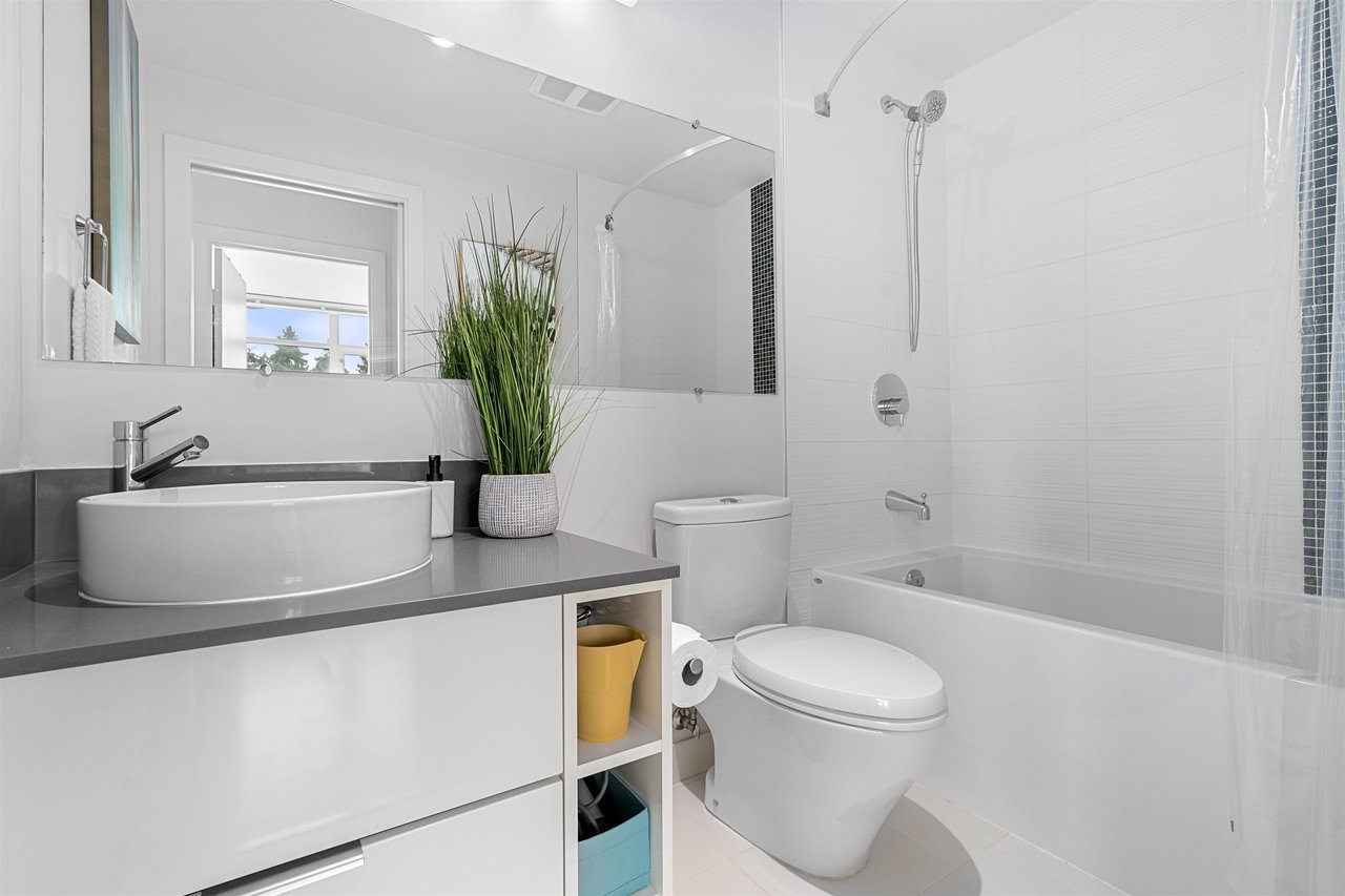 308-2788 Prince Edward St