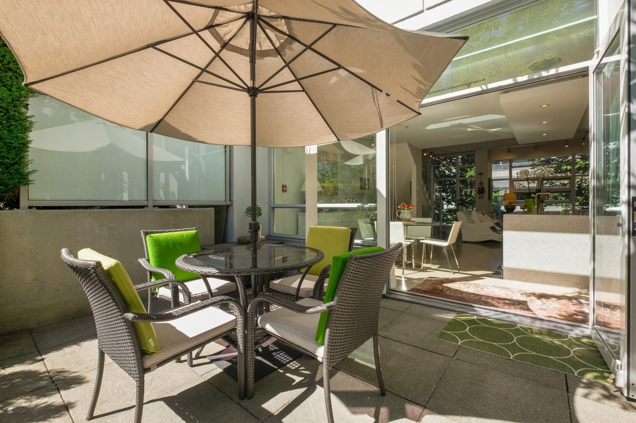 1566 W 8th Avenue, Vancouver