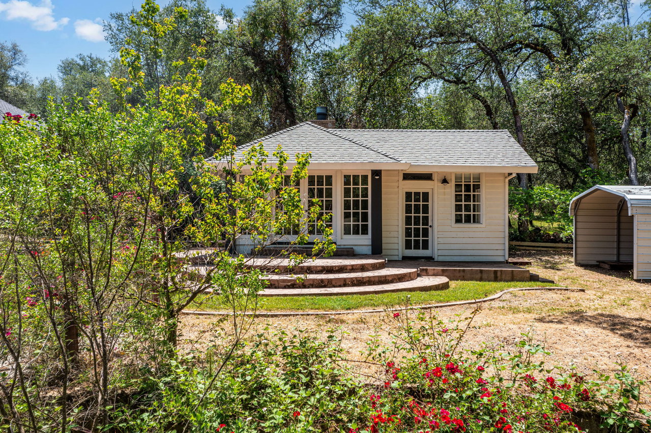 2880 Carlson Drive