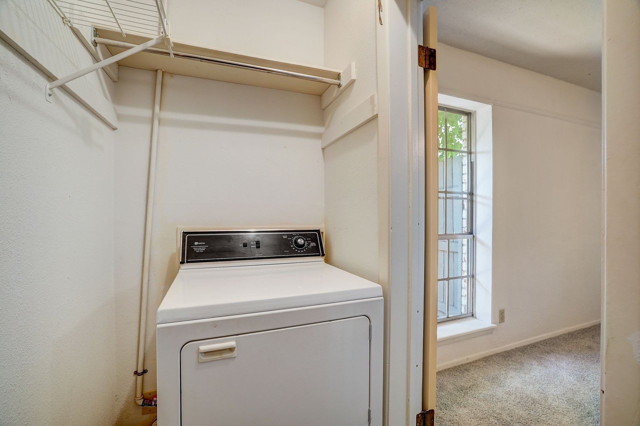 2425 Ashdale Dr #24, Austin, Texas 78757