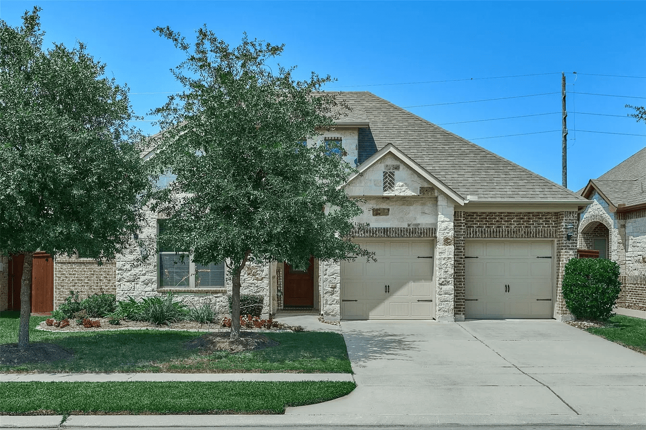 19034 N Highlands Bayou Dr