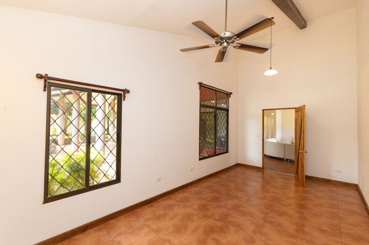 Mountain View Equestrian Ranch, Manuel Antonio, Puntarenas