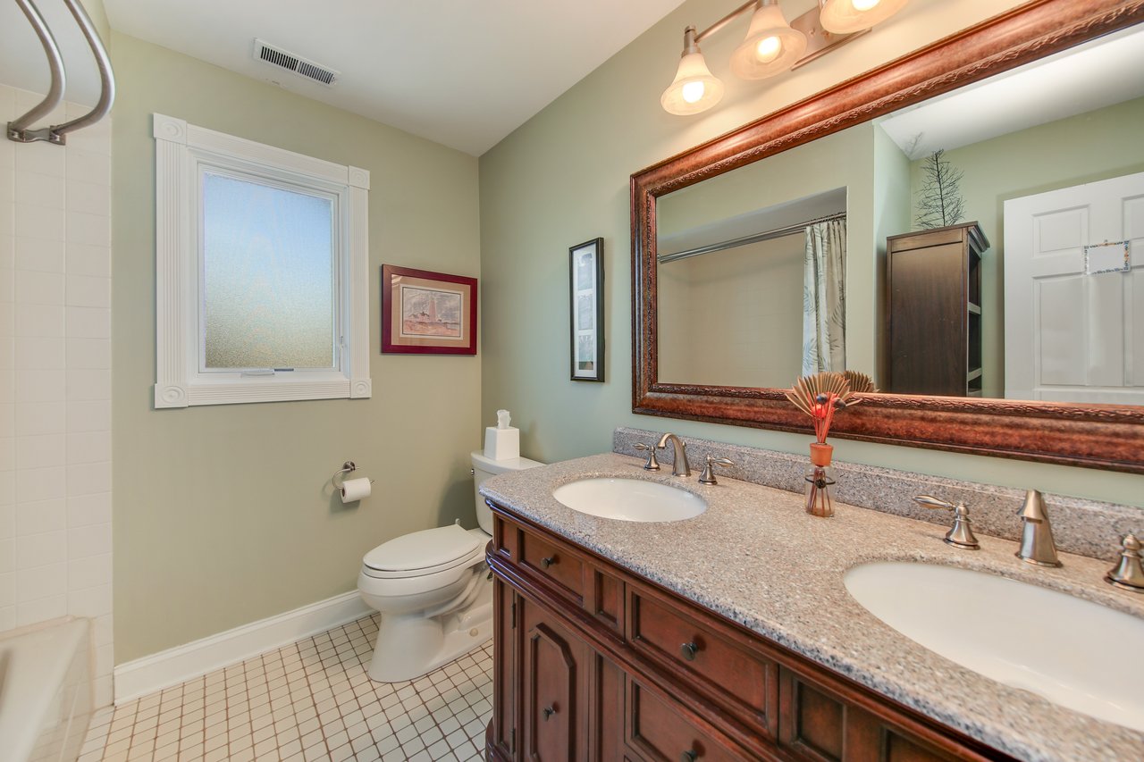 Beautifully Appointed Home Perfect For Entertaining