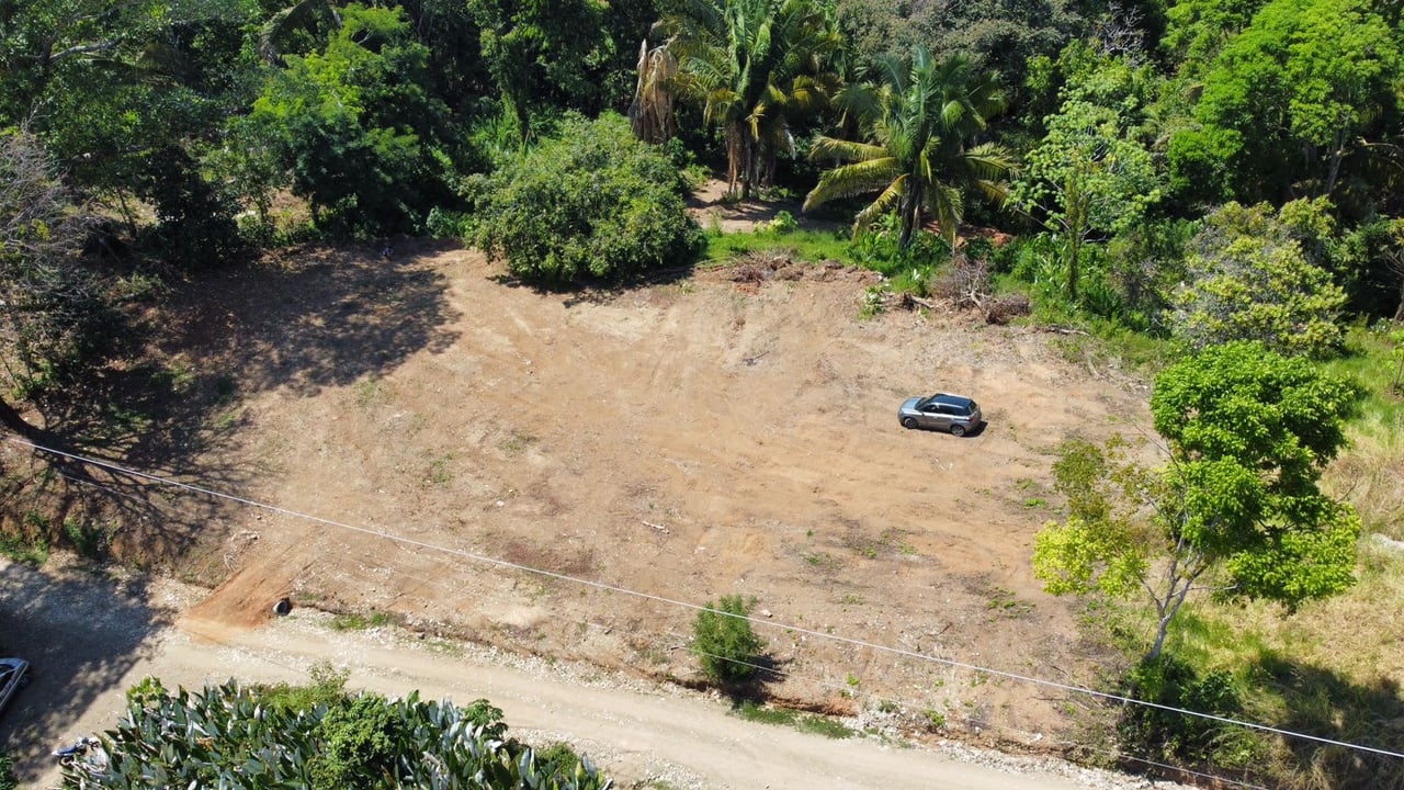 Your Dream Coastal Retreat Awaits: Prime Investment Opportunity in Playa Hermosa, Bahía Ballena