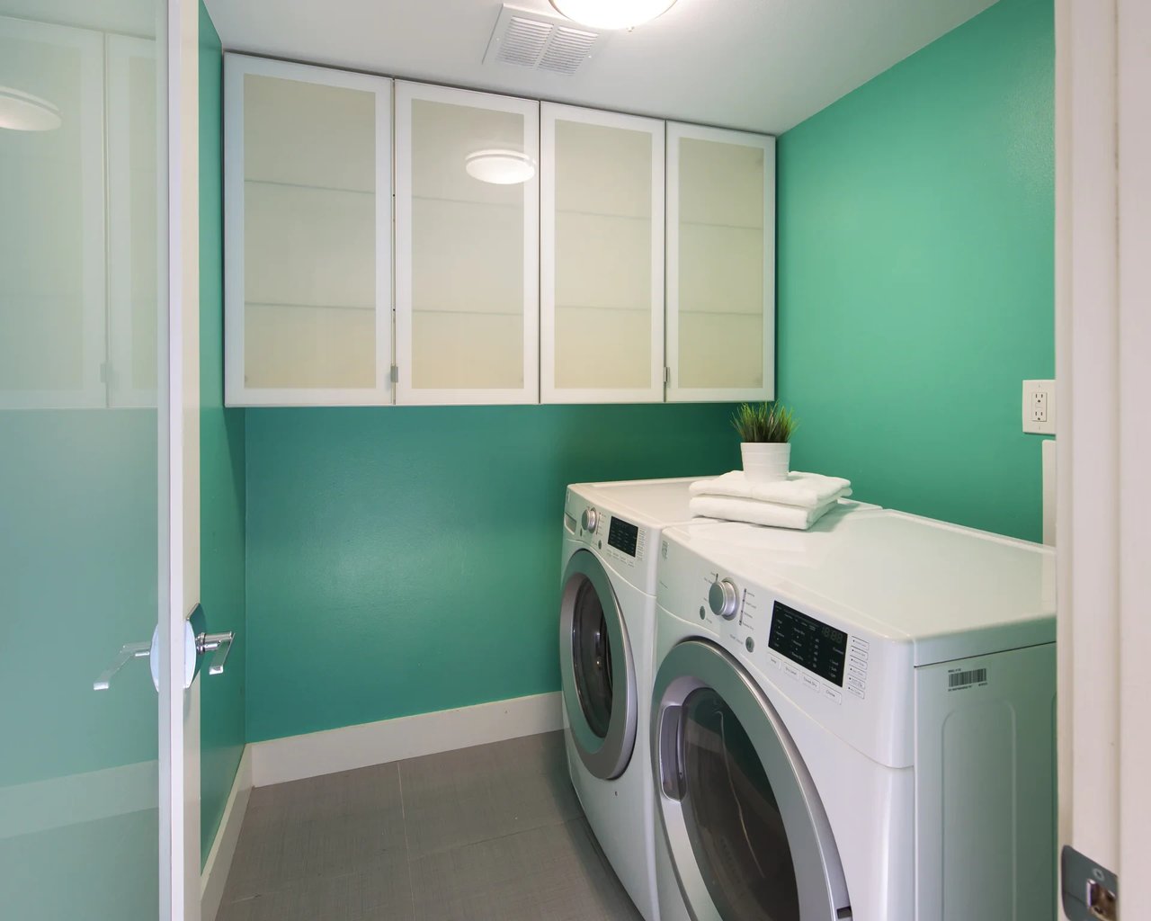 814 Amherst Ave #104