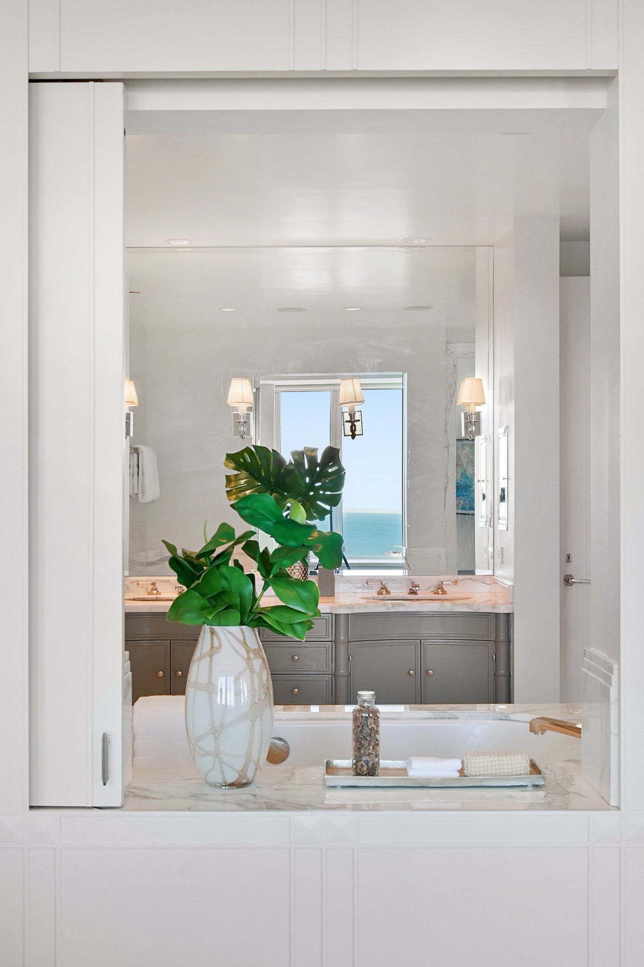 Art Deco Elegance at the St. Regis