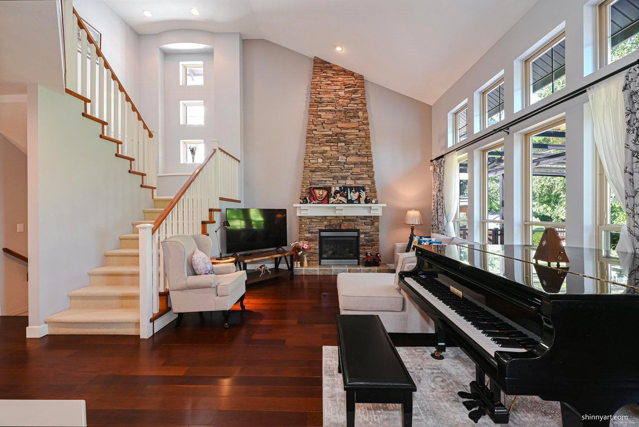 148 Maple Dr