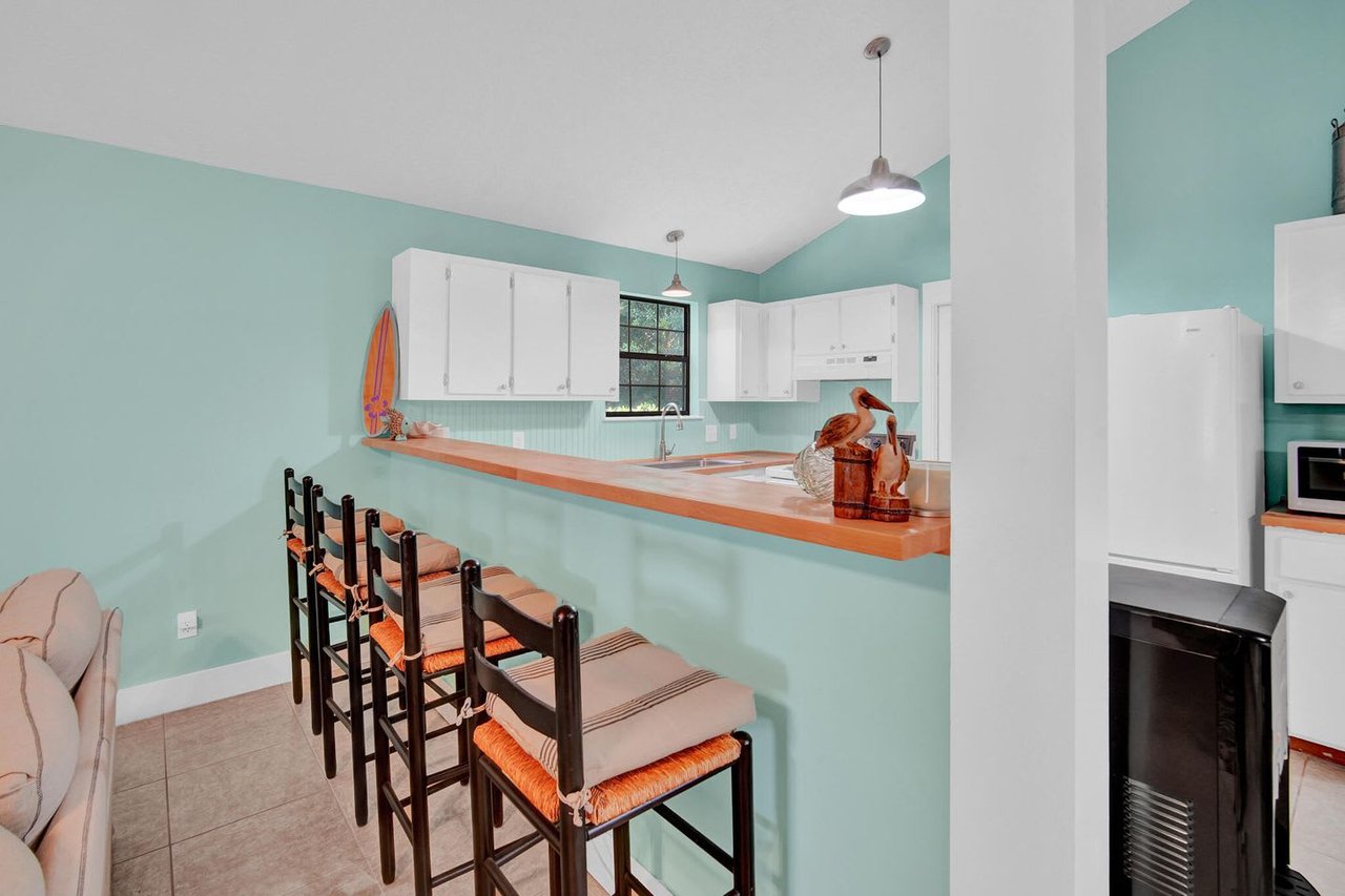 465 Seacrest Dr