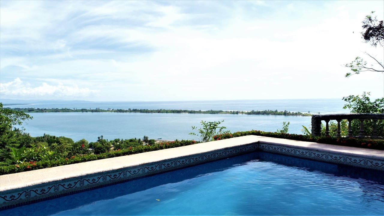 Iconic Eco-lodge With Outstanding Ocean, Sunset, and Mountain Views