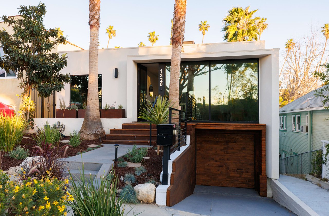 A Reimagined Silver Lake Bungalow