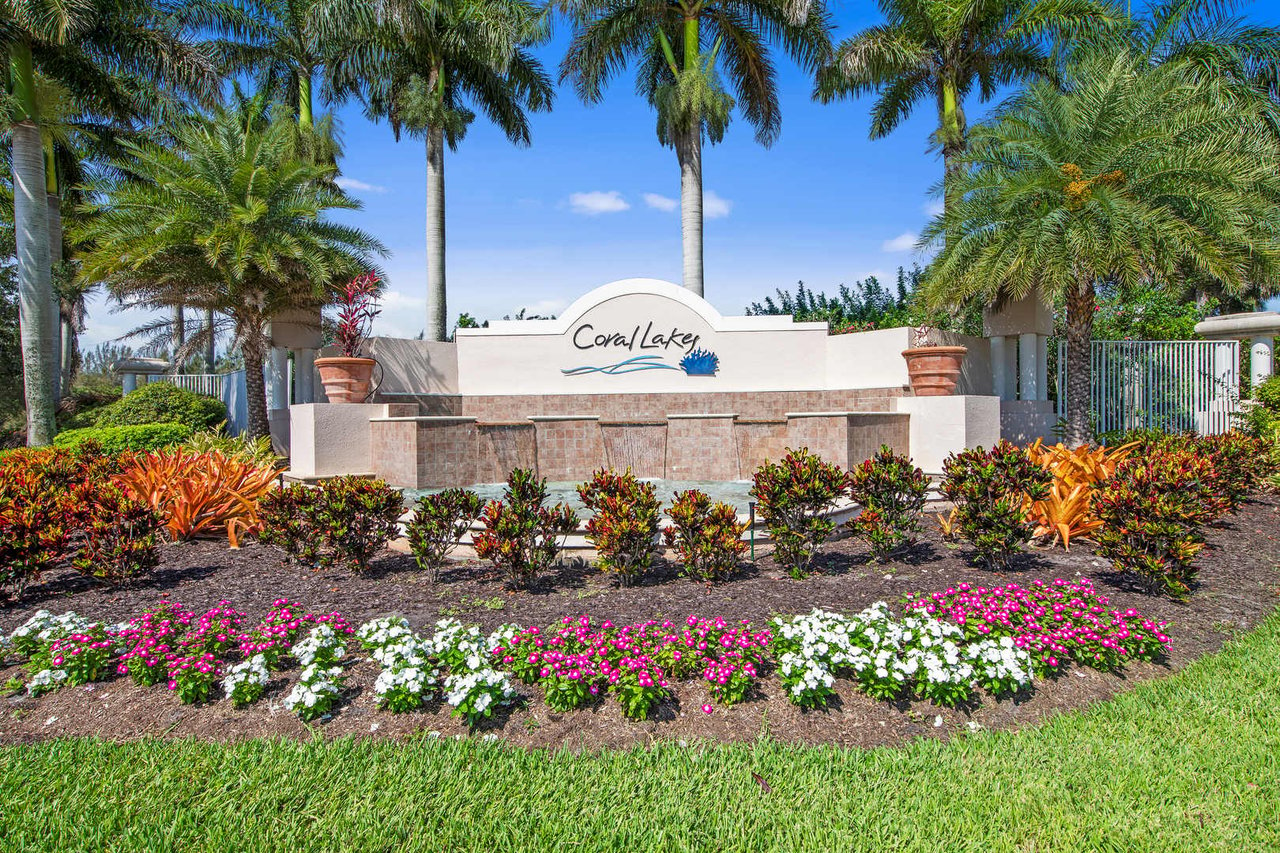 Serene Lakeview Cape Coral, FL!