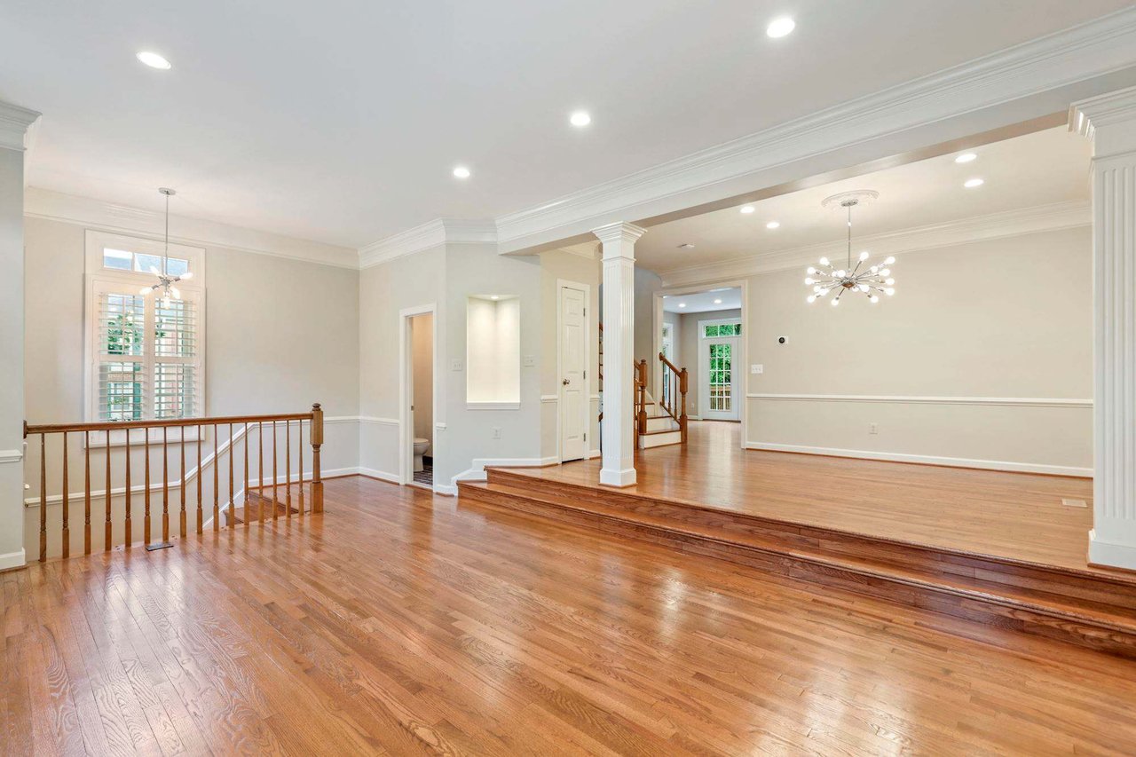 7576 Chrisland Cove