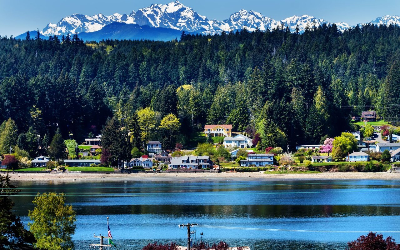 BAINBRIDGE ISLAND