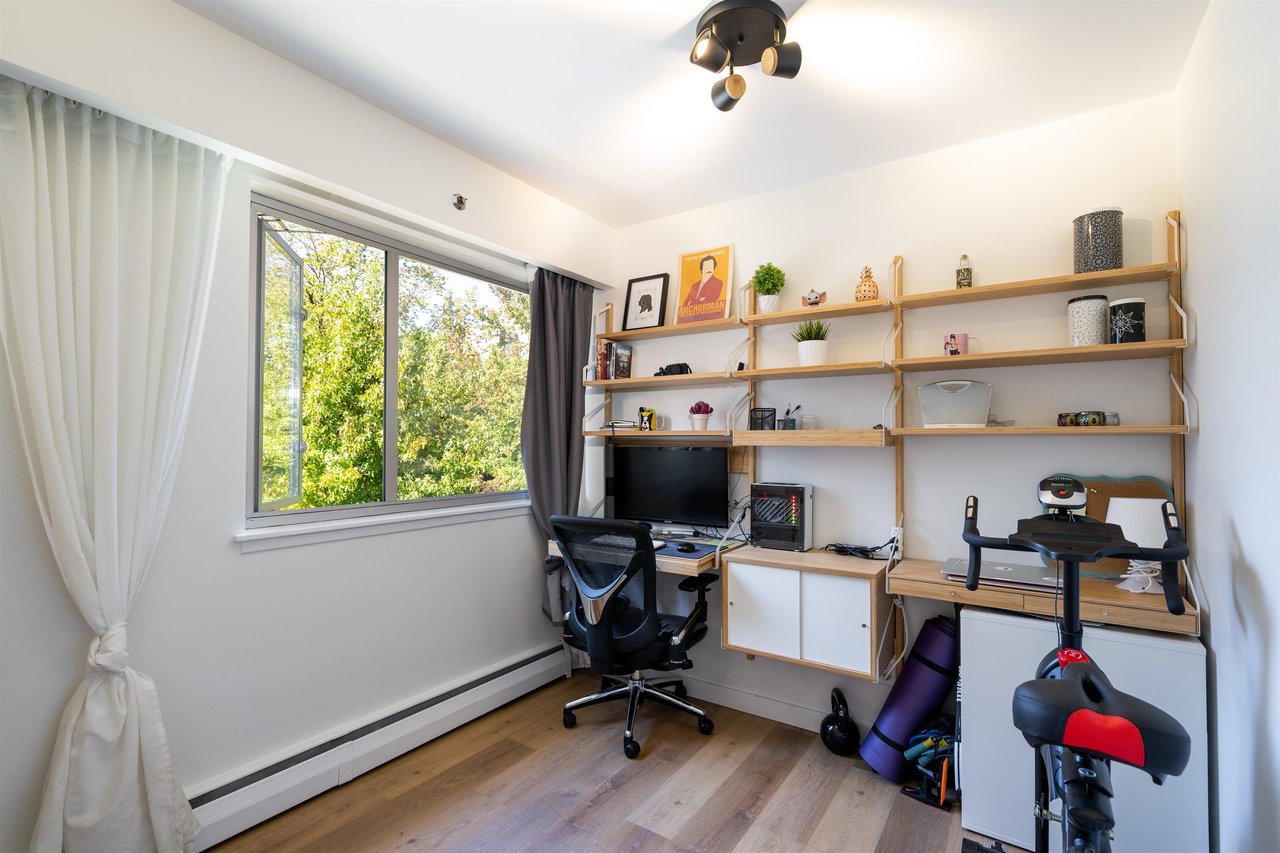 302-1050 Jervis St