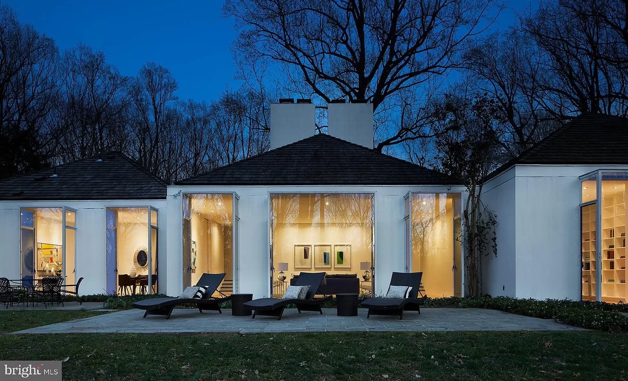 7710 Georgetown Pike