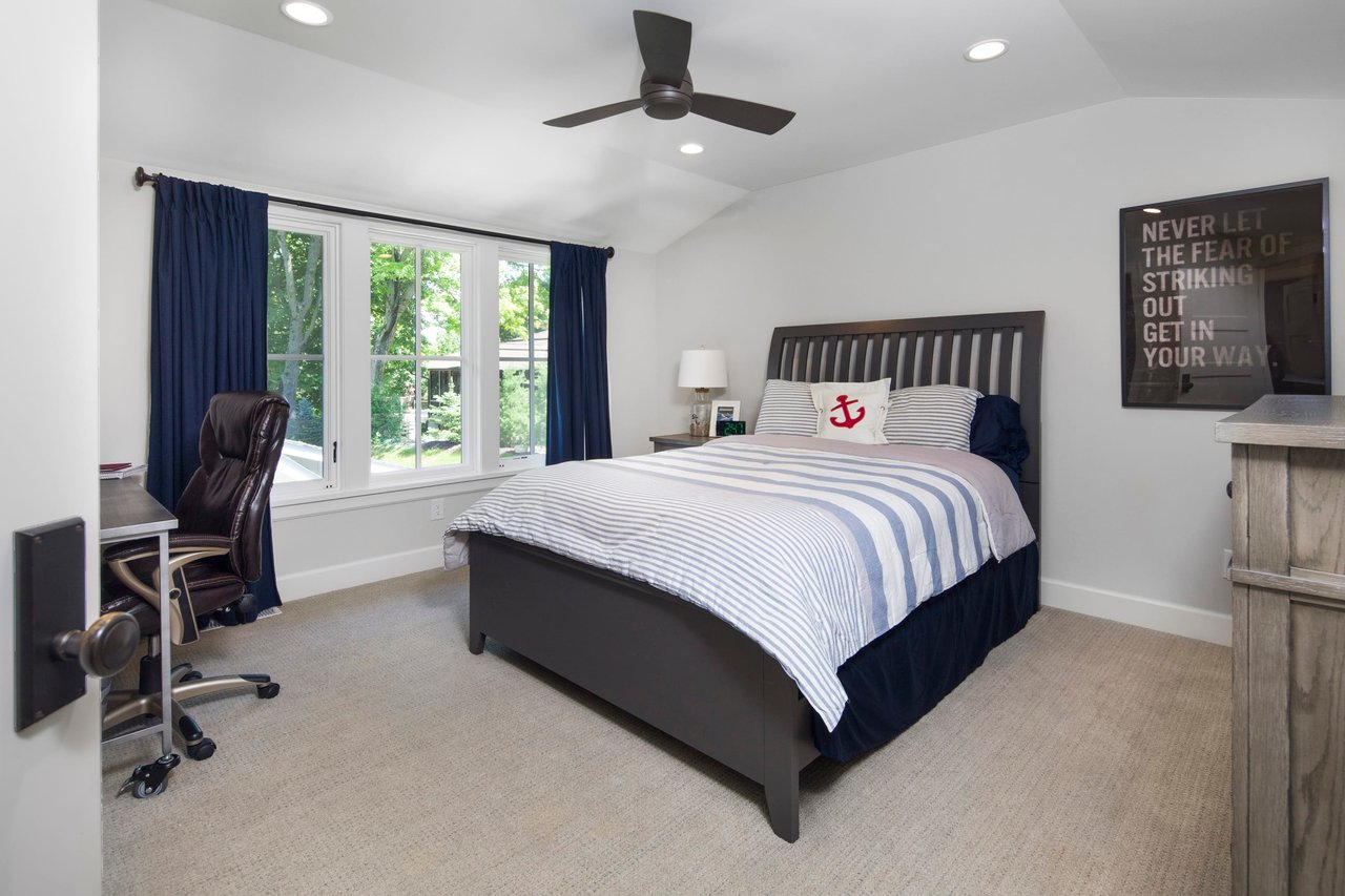 4693 Vine Hill Road | Deephaven