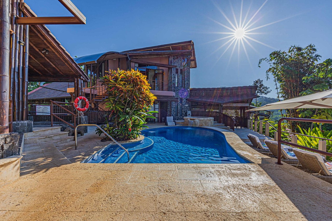 Luxury Tropical House for Sale - Casa Ramon