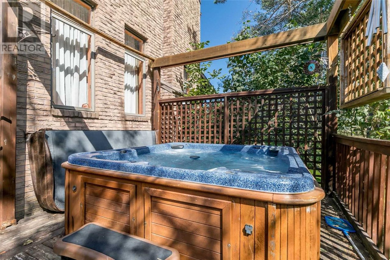9 Pyne Hills Crt New Tecumseth