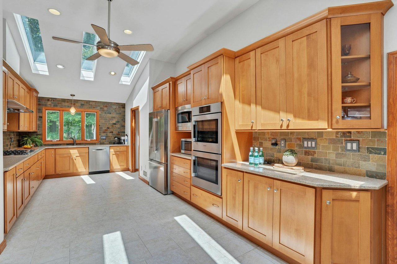 5 Charlotte Court