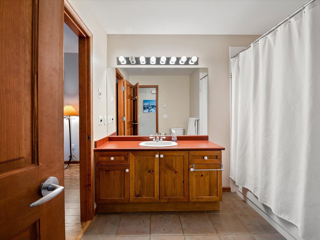 310-3300 Ptarmigan Pl