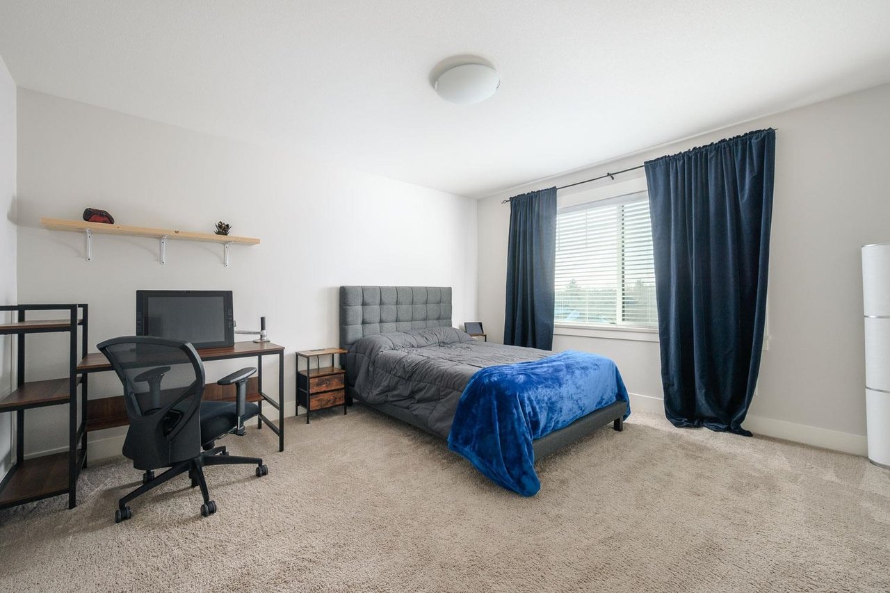 11028 Harris Dr