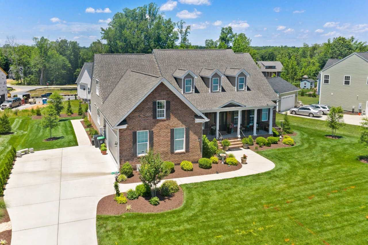 5542 Mossy Oak Road