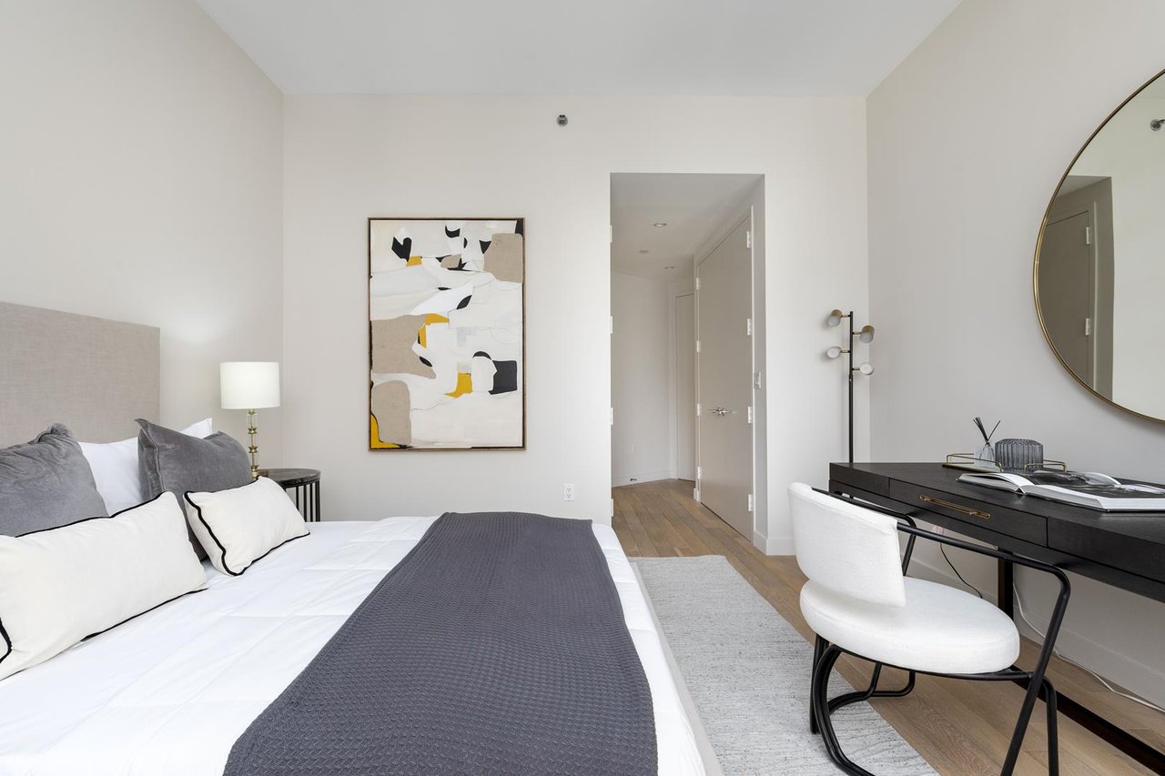 75 Wall Street, Apt 26M