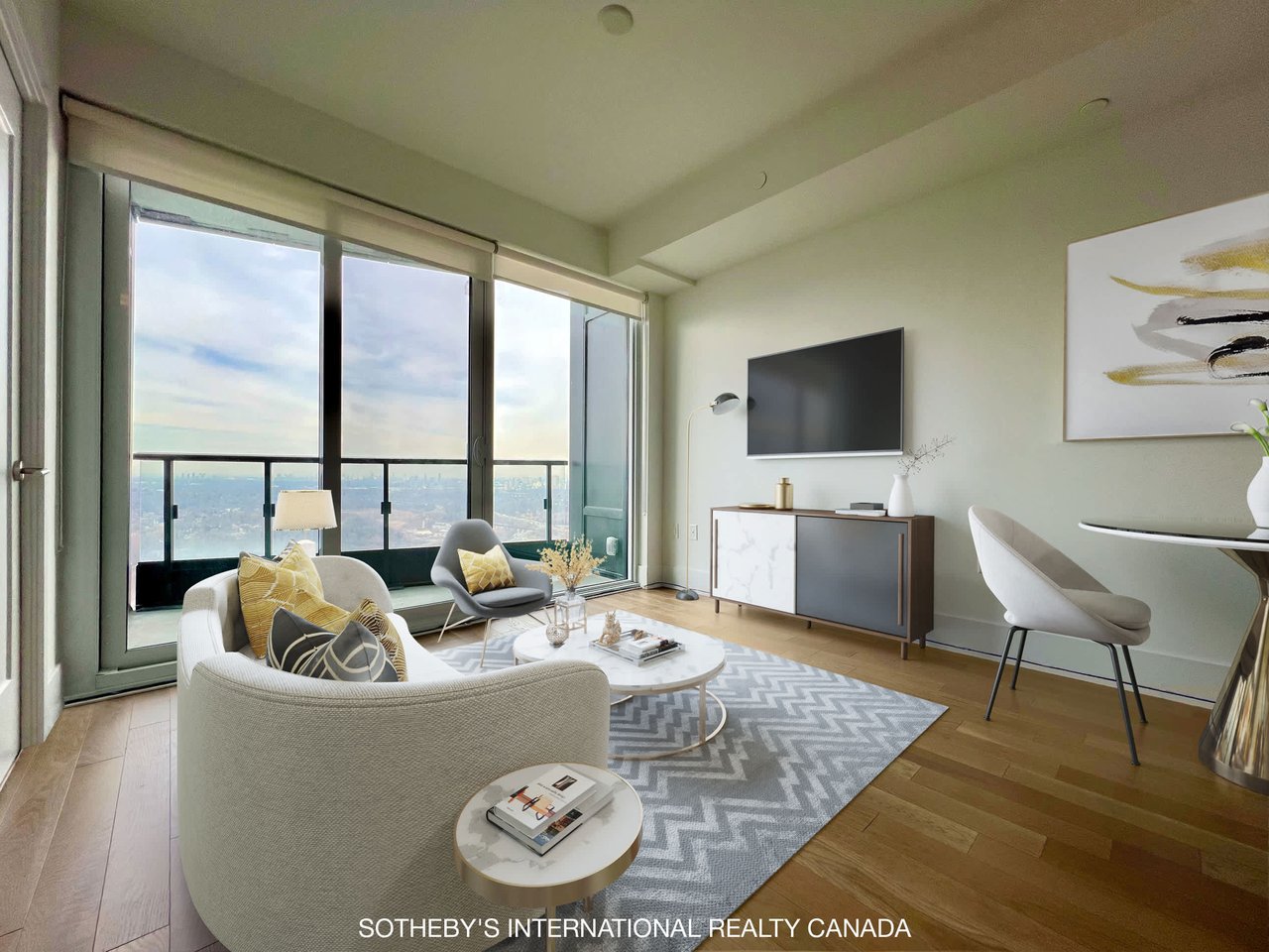 585 Bloor St E #4215