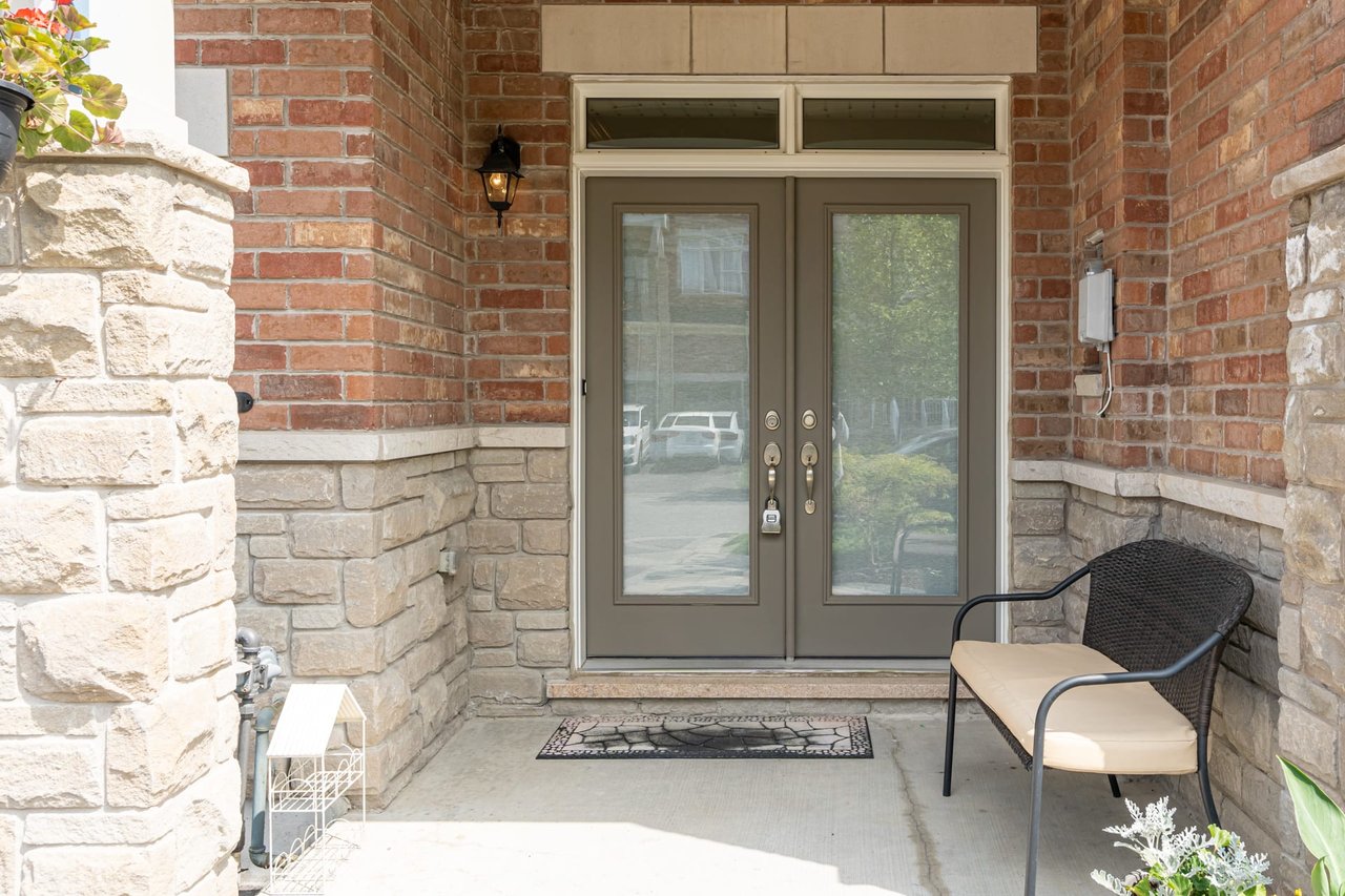 26 Black Locust Dr