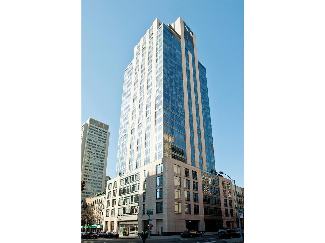 450 E 83rd St #12E