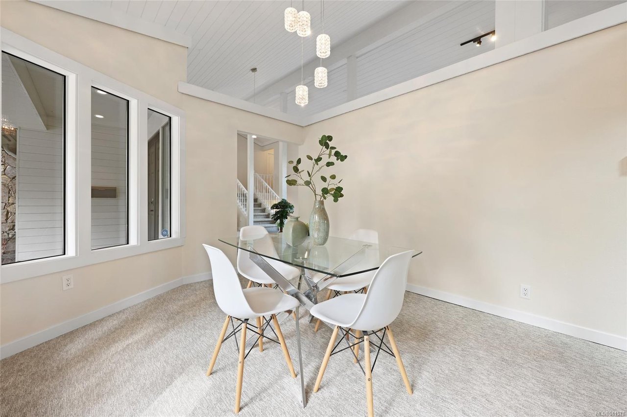 4527 Emily Carr Dr