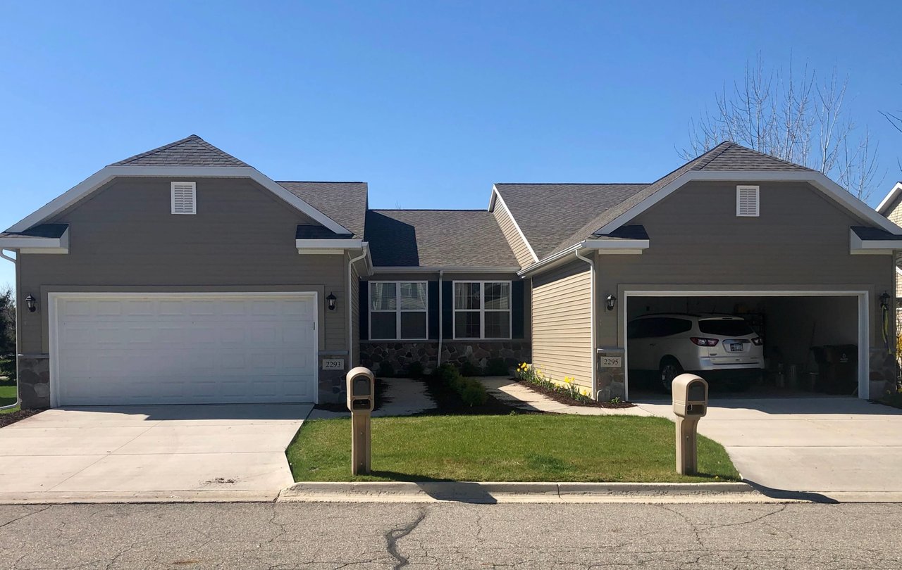 2295 Fieldstone Dr