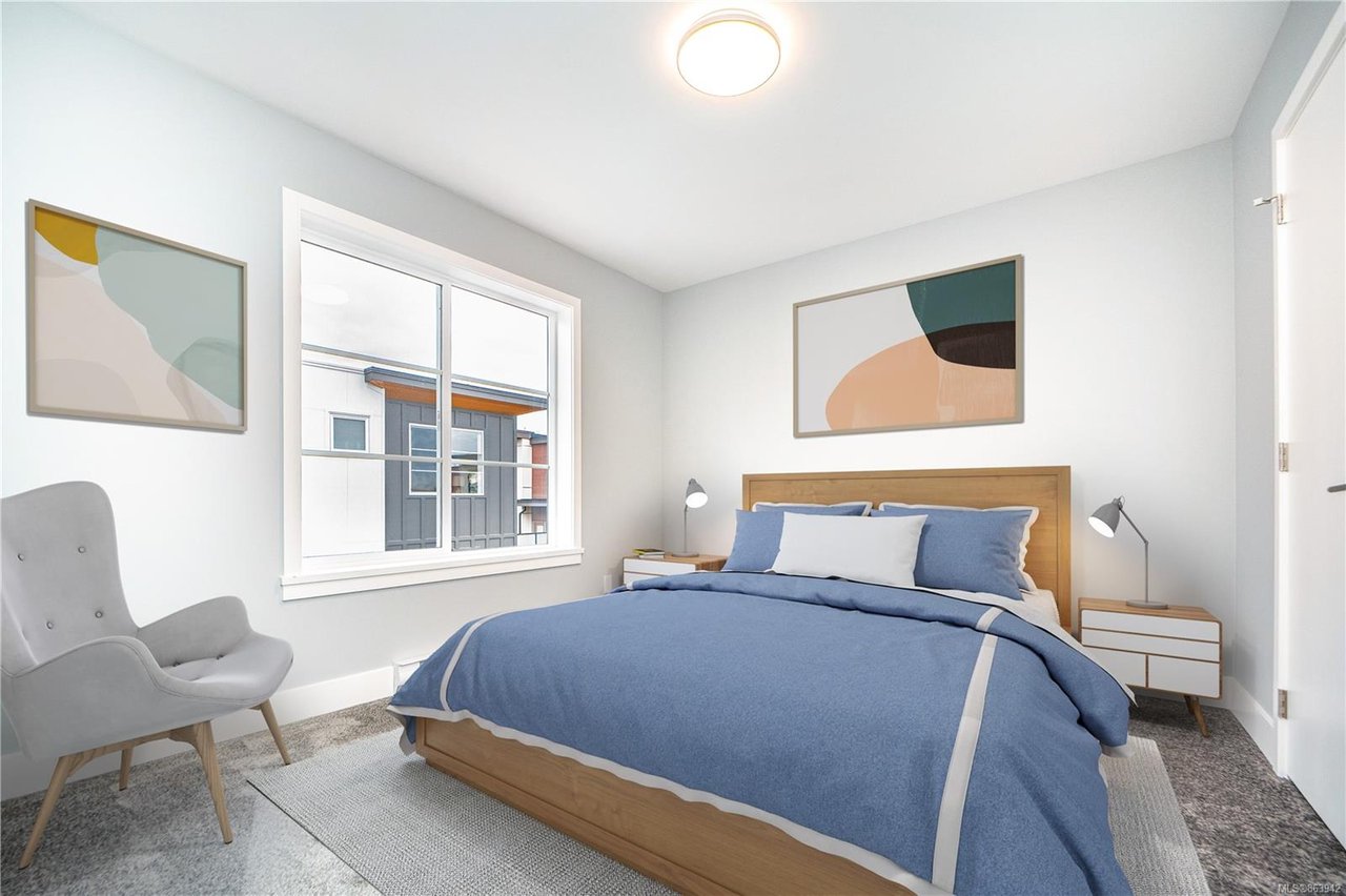 2-1052 Tillicum Rd, Saanich