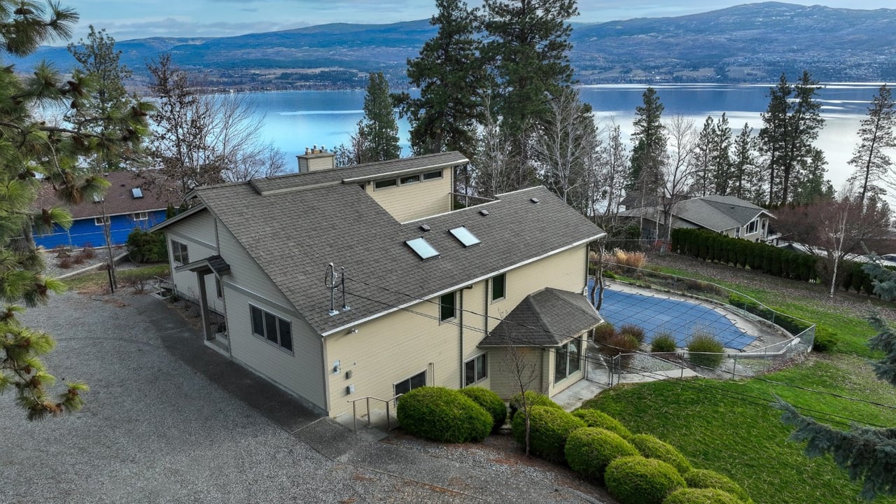 707 Brookfield Ct