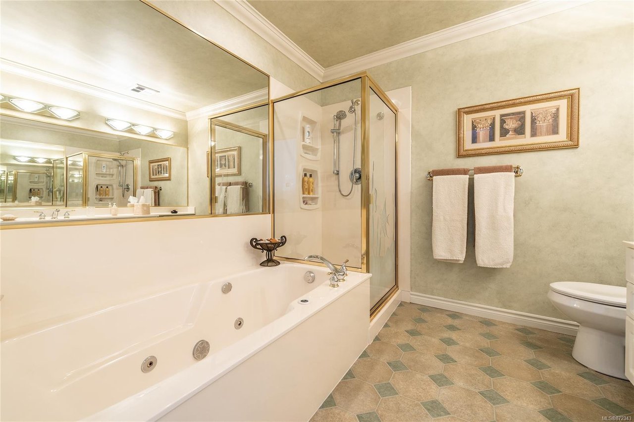 24-108 Aldersmith Pl